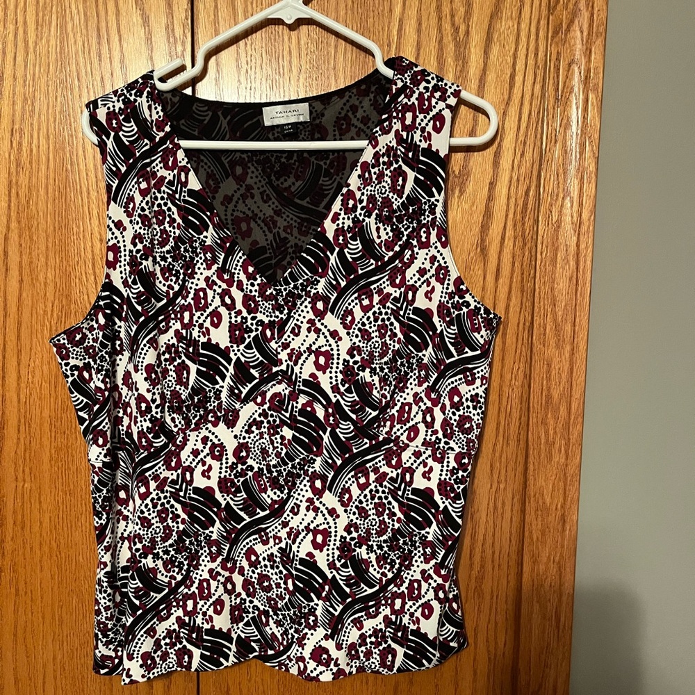 Tahari blouse